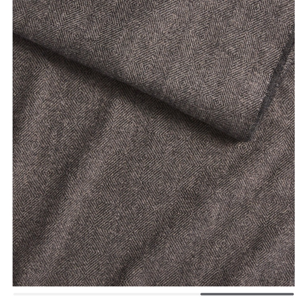 Style & Co Fringe Detail Herringbone Scarf, Black - New with Tags - Picture 3 of 7